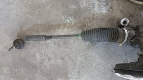 Řízení Ford focus II - 2