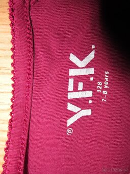 Dívčí tričko vel. 128 bavlněné - 2