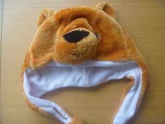 2 čepice - medvídek a jednorožec - 2