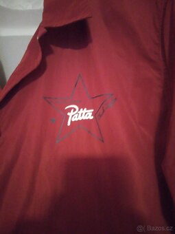 Bunda Converse vel.2xl cena 500,-Kč - 2