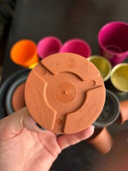 Mix 26 ks květináčů - 2