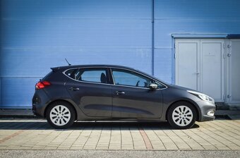 Kia Ceed 1.6 CRDi 81kW 2012 • 6 rýchlostí • Tempomat • - 2