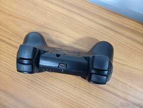 6. PS3 bezdrátový ovladač - 2