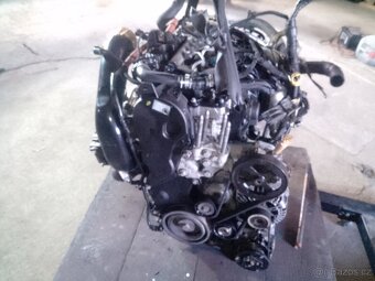 MOTOR 2.2HDI 4HN 115KW Peugeot Citroen PSA na díly - 2