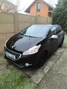 Peugeot 208 1.2 - 2