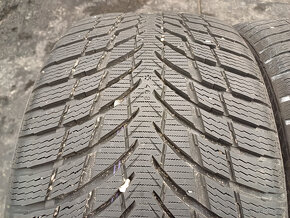 Zimní pneu Nokian 275/35/19 100V Extra Load - 2