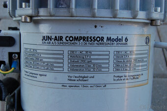 Prodám vzduchový kompresor Jun Air model 6 - 2