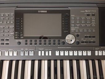 Yamaha PSR s970 - 2