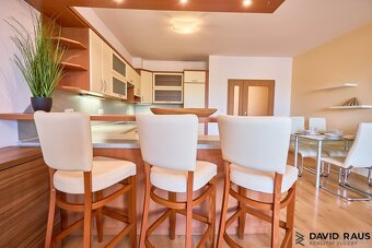 Prodej bytu 3+kk se dvěma balkony ( 102 m2 ), ul. Přízřenick - 2