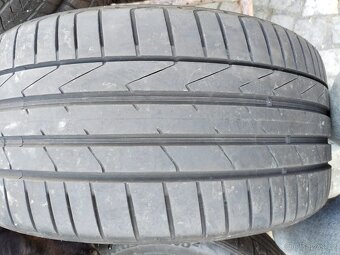 245/40/18 letni pneu HANKOOK 245/40 R18 - 2