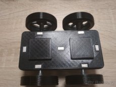 Čtyřkolový podvozek k magnetické stavebnici Magformers - 2