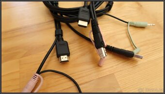 Přepínač ATERN CS-1794 4-port KVMP USB HDMI - 2