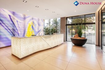 Pronájem kancelářských prostor 305 m2, parkovací stání, Bala - 2