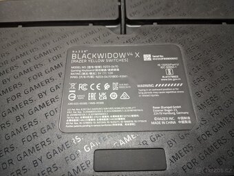 Mechanická klávesnice Razer blackwidow V4 x - 2