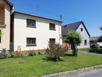 Kolešovice - RD 5+1 s pozemek 592 m2 - 2