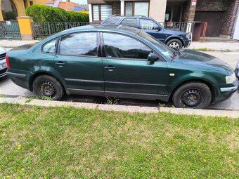 Volkswagen Passat 1.8T - 2