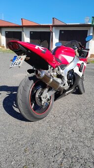 Yamaha yzf R1 RN04 Rok 2000 - 2