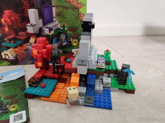 LEGO® Minecraft® 21172 Zničený portál - 2