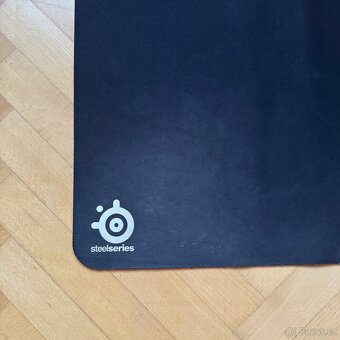 SteelSeries QcK Large (45x40 cm) herní podložka pod myš - 2