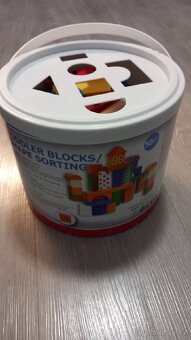 Barevné kostky v kyblík s vkládačkou 50 ks - 2