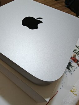 Mac Mini M1 – 16 GB RAM / 256 GB SSD – perfektní stav - 2