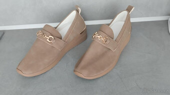 DÁMSKÁ OBUV JARO -PODZIM VEL.44 - 2