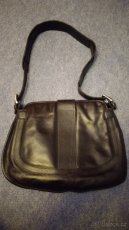 Kožená crossbody kabelka - 2