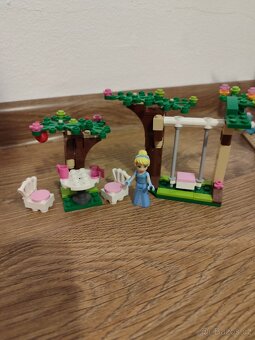 Lego zámek Popelky - 2