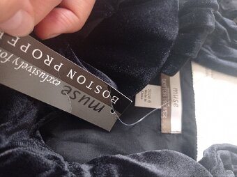 Nové, společenské šaty zn.Muse - 2