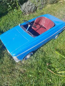 Šlapací moskvič. - 2