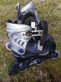 Kolečkové brusle vel.33 - 2