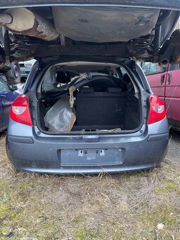 Náhradní díly na Renault Clio III. - 2