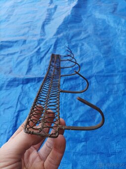 Drátěný věšáček - 2