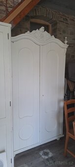 Starožitné skříně - 2