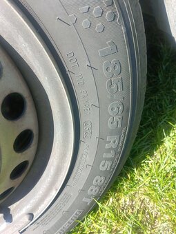 Pneu Kumho 185/65 R15 - 2