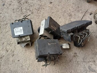 Abs jednotky na Mercedes w203 - 2