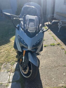 Yamaha Tmax Techmax 560 cm3 - 2