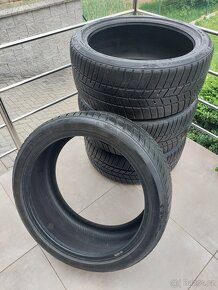 Zimní pneumatiky BARUM POLARIS 5 235/40 R19 96V - 2