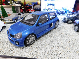model auta Renault Clio 2 V6 bledo modrá farba otto 1:12 - 2