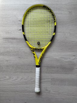 Raketa Babolat Aero G s novou omotávkou - 2