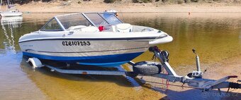 Sportovní loď Bayliner 175 BR, 3,0L - 2