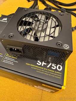 Prodám Zdroj Corsair SF750 platinum - 2