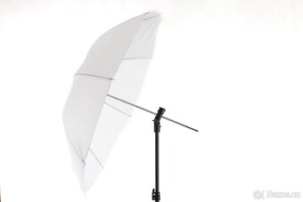 Kompletní set difuzéru/deštník externího blesku se stativem - 2