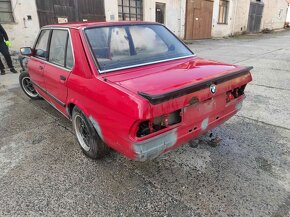 bmw e28 žralok - 2