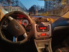 Ford Fokus 1.8 TDSI - 2