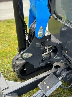 Bagr D3000HD včetně prislusentvi záruka DPH - 2