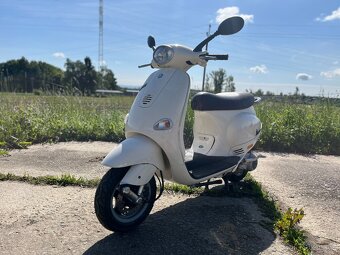 Piaggio Vespa ET4 125ccm - 2