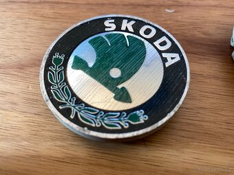 Středové krytky Škoda 56 mm (staré logo) - 2