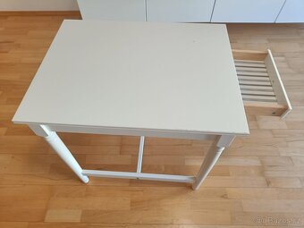 Bílý stůl IKEA - 2