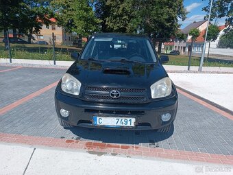 Toyota RAV4 2,0D 4x4 - 2